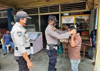 District Health Protocol Discipline Enforcement Task Force of Indragiri Hilir Conducted a Large-scale Joint Raid