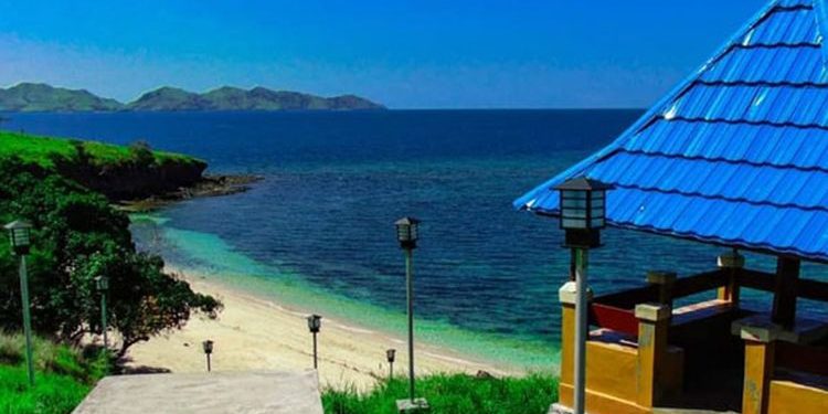 The Beauty of Maumere: The Most Astounding Landscapes and Richest Artistic Traditions