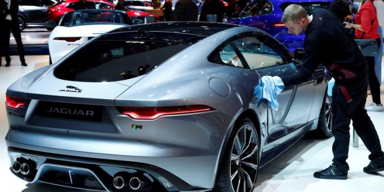 Luxury Car Brand Jaguar Will be Fully Electric by 2025