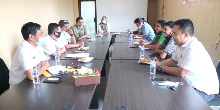 Short of Budget,  the Public Works and Spatial Planning Office Only Have 100 Work Packages