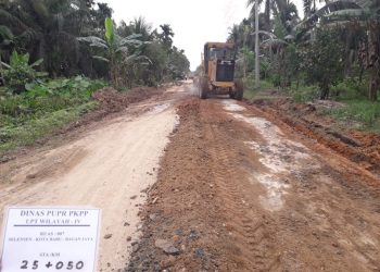 Maintenance Work for the Road Section in Kuala Keritang Village has Started