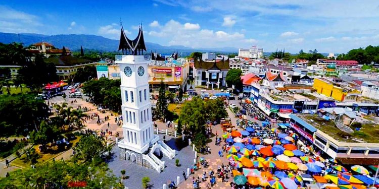 The Beauty of Bukittinggi: a Small and Welcoming City that Flanked by a Tranquil Green Valley