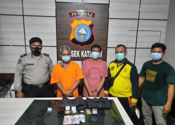 Getting Narcotics Transactions, Two Man in Kateman were Arrested