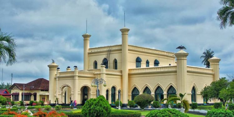 Siak Sri Indrapura Palace, a Sites of Historic of a Malay Kingdom