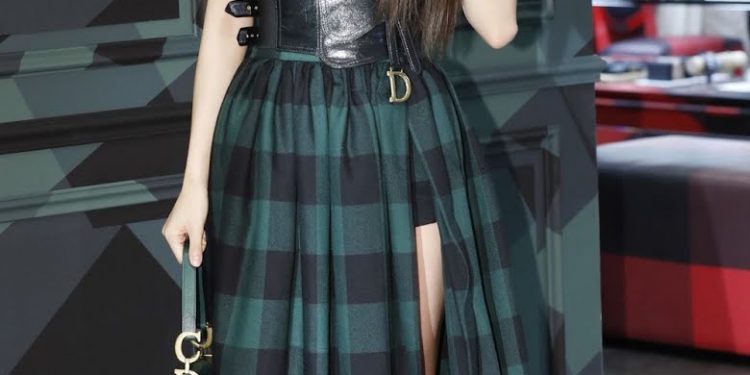The Appearance of BLACKPINK’s Jisoo at Dior Event, Snatched Everyone’s Breath Away