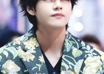 BTS’s V Revealed Three Western Artists Who Have Inspired Him Throughout His Career