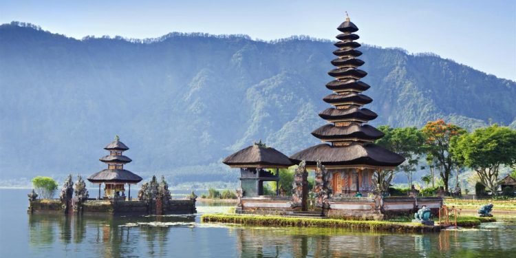 Bad News, Bali Plans to Welcome Foreign Tourism in April 2022