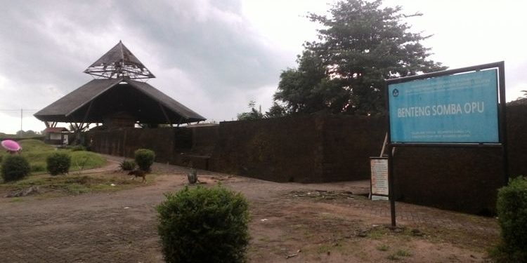 Somba Opu Fort, the Witness of Abandoned History in Gowa