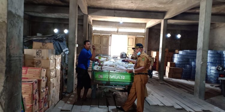 Direct Monitoring of the Trade Sector, the Department of Trade and Industry, Indrfagiri Hilir, Conduct Sudden Inspections