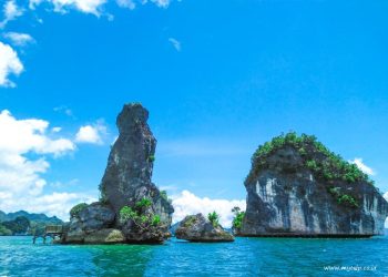 Kabui Bay: A Hidden Paradise that Full of Mysteries