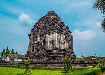 Getting Know More Closer With Kalasan Temple, the Oldest Buddhist Relic in Yogyakarta