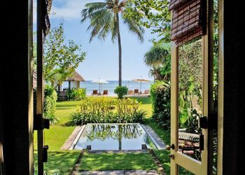 Lombok’s Hotel Tugu: An Affordable, Artsy Stay With Spiritual Touches and Romantic Lotus Pond Dining