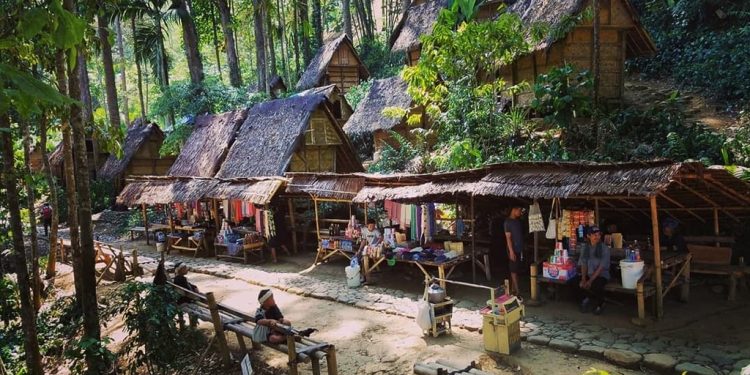 Exploring Baduy, a Village that Located Deep in the Woods