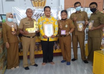 The Office of Cooperatives and Small and Medium Enterprises Asks Traders to Take Care of Business Permits and Halal Certification