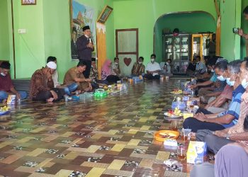 Absorbing the People’s Aspirations, the Chairman of the Regional People’s Representative Council of Indragiri Hilir Regency Holds a Recess in Kabong Bay