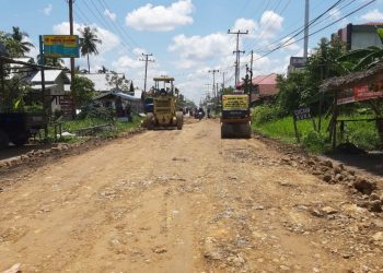 The Hoarding Act of Sungai Beringin Street in Tembilahan Begins
