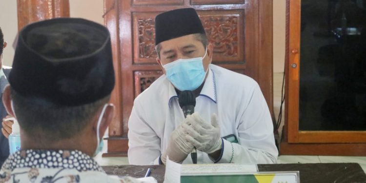 The Regent of Siak Appeals to the Community to Increase Zakat and Infaq