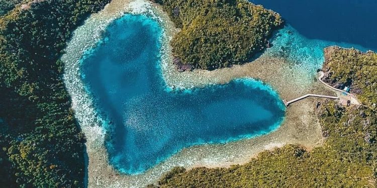 Kali Biru River, a River that has Clear Water as a Blue Crystal