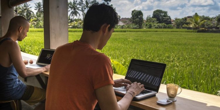 Experts are Criticizing the Central Government’s Work From Bali Initiative