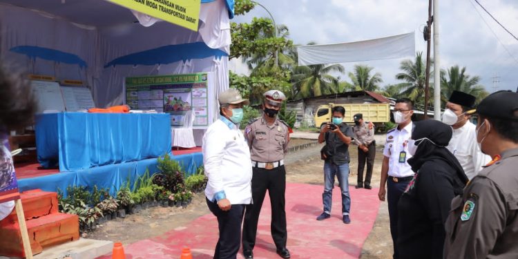 The Siak Regent Monitors the Post-Closure in Minas and Kandis