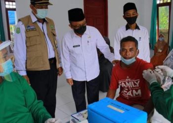 Regional Secretary of Siak Arfan: Don’t Be Afraid of Getting Vaccinated