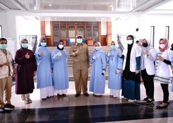 Regent Alfedri Monitors Mass Injections of Covid-19 Vaccine