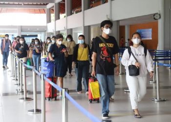 Entering Bali, the Travelers Should be Conducting Random Swab Tests