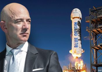 Jeff Bezos Flies Into Space