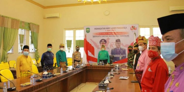 Commemoration of Pancasila Birthday, the Regent of Siak Participates in Virtual Ceremony
