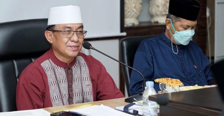 The Regent of Indragiri Hilir Issues Ied Prayer Permits in Mosques and Fields