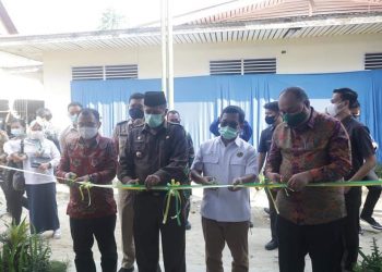 Helping Communities Overcome Waste Problems, the Regent of Siak Inaugurates Waste Bank in Minas