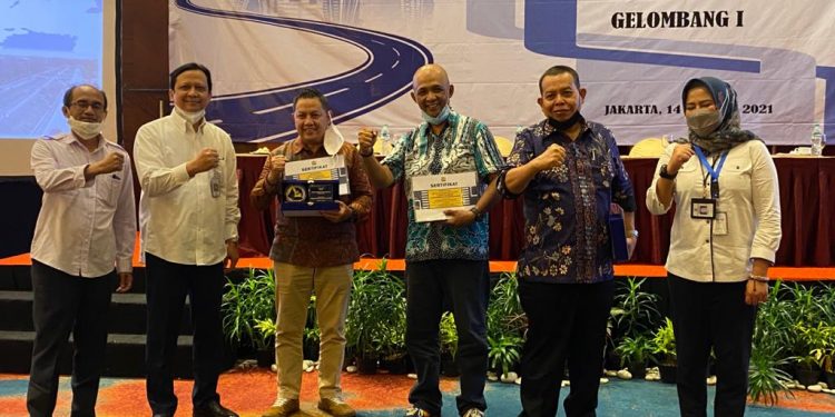 The Head of the Siak Public Work Service was Chosen as a Resource Person at the National PUPR Ministry Event