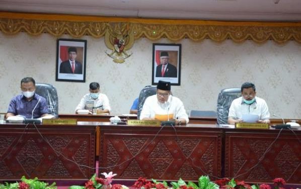 Commission II of the Regional People’s Representative Council of Riau Province Holds a Hearing Meeting with a number of agencies and bureaus