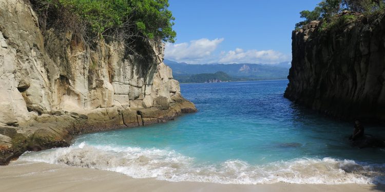 Patokan Beach
