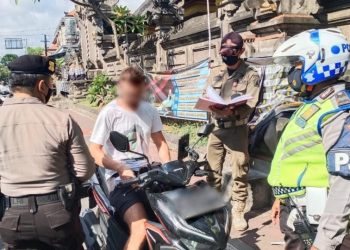 Immediate Deportation for Foreigners Violating Emergency PPKM Rules