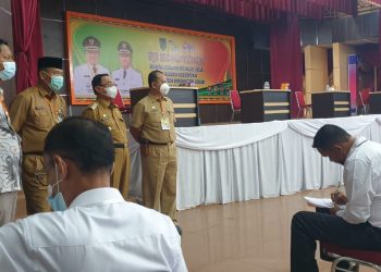 Competency Test for Village Head Candidates, the Regent of Indragiri Hilir Demands Organizing Committee Professionalism