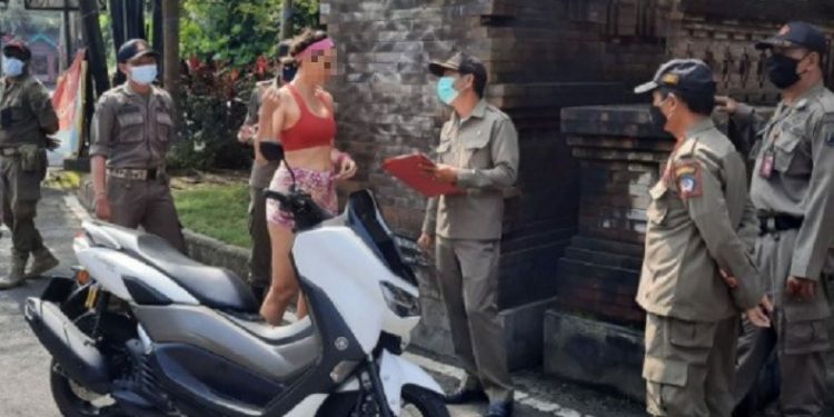 Foreigners in Bali Evading COVID-19 Quarantine