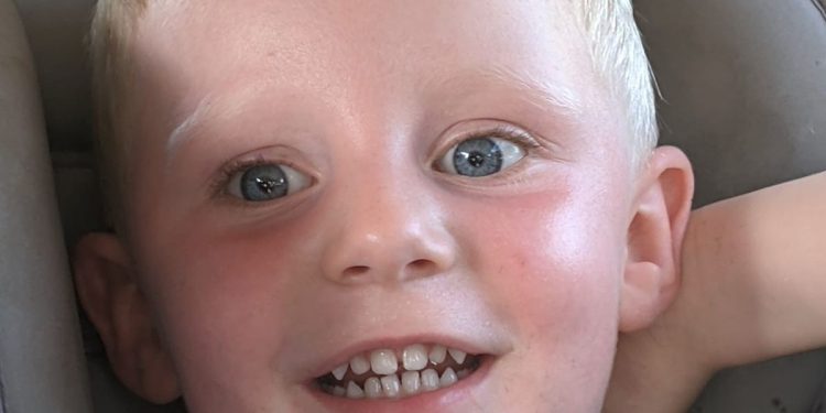 Seorang Bocah Laki-laki Ditemukan Tewas Dengan Kondisi Penuh Luka, Ternyata Ini Penyebabnya…