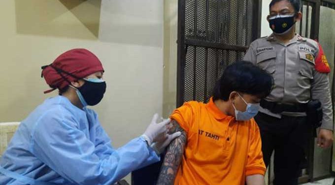 Cegah Penularan Covid-19, 1.504 Napi di Lapas Kelas IIA Pekanbaru Divaksin