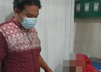 Ngenes Banget! Berusaha Melerai Pertikaian, Anggota LSM Justru Kena Tusuk Sampai Bersimbah Darah