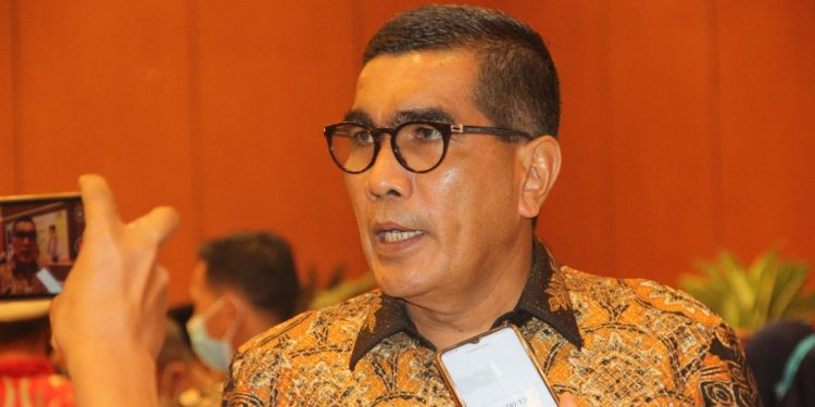 Banyak Jalan Rusak di Pekanbaru, Parisman Ihwan minta Walikota Kerja Maksimal