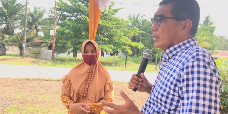 Puluhan Tahun Kesulitan Air, Warga Muara Fajar Barat Minta Sumur Bor ke Parisman Ihwan