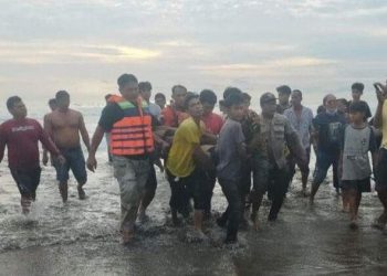 Tiga Orang Hanyut di Pantai Jambak Padang, Seorang Ditemukan Meninggal