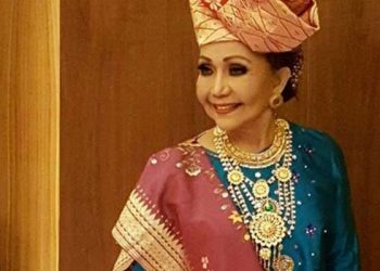 Kabar Duka, Seniman Minang Penyanyi Ayam Den Lapeh Elly Kasim Meninggal Dunia