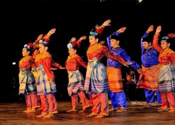 Zapin Dance, Enchanted Traditional from Riau that You Must Know