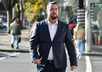 Nekat Memutilasi Tubuh dan Menghilangkan Alat Kelamin Pelanggannya Dengan Besi Panas, Pria Ini Dijatuhi Hukuman Penjara