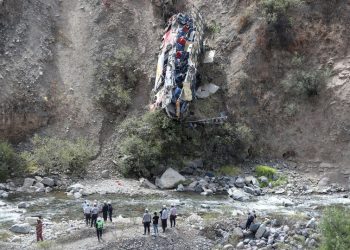 Kecelakaan Bus Peru Tewaskan 29 Orang, Setelah Pengemudi yang Mengebut Jatuh ke Jurang Tandus Sedalam 656 Kaki