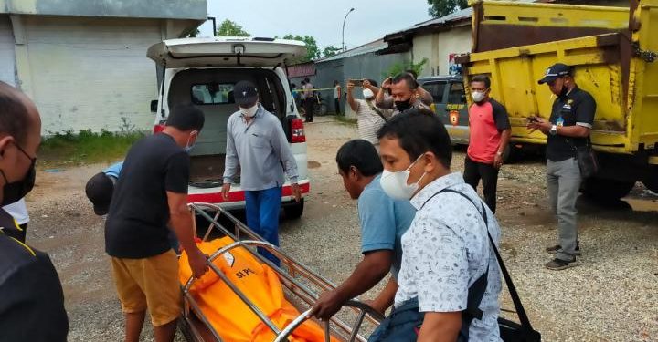 Geger, Sesosok Mayat mengapung di Sungai Siak