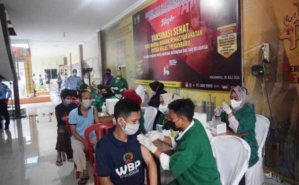 Napi Rutan Pekanbaru Divaksin Dosis Kedua
