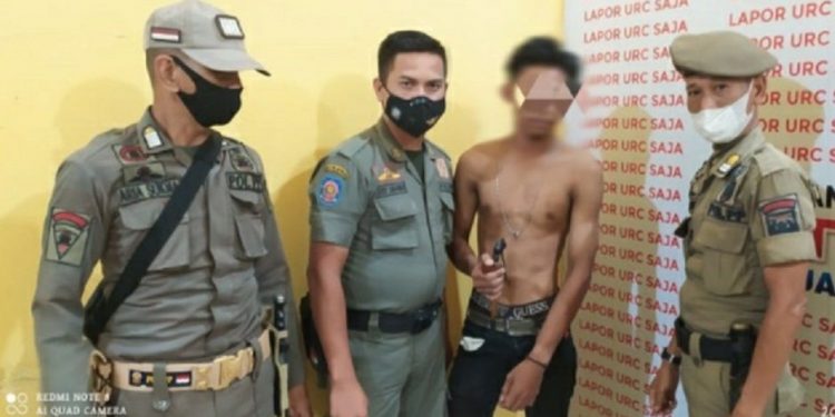Sedang Minum Tuak dan Oplosan Sejumlah Pemuda Diamankan Sapol PP Inhil